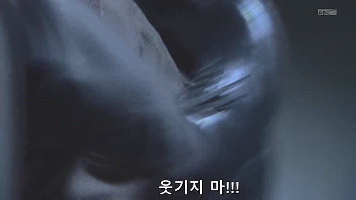 형사가 용의자를 때려죽였는데 은폐하는 경찰들_17.jpg