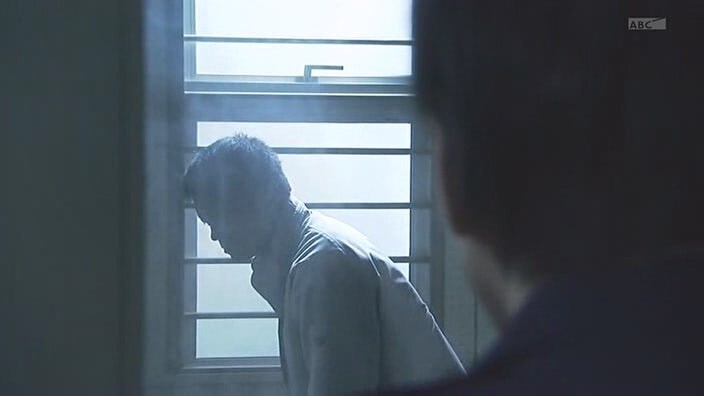형사가 용의자를 때려죽였는데 은폐하는 경찰들_23.jpg