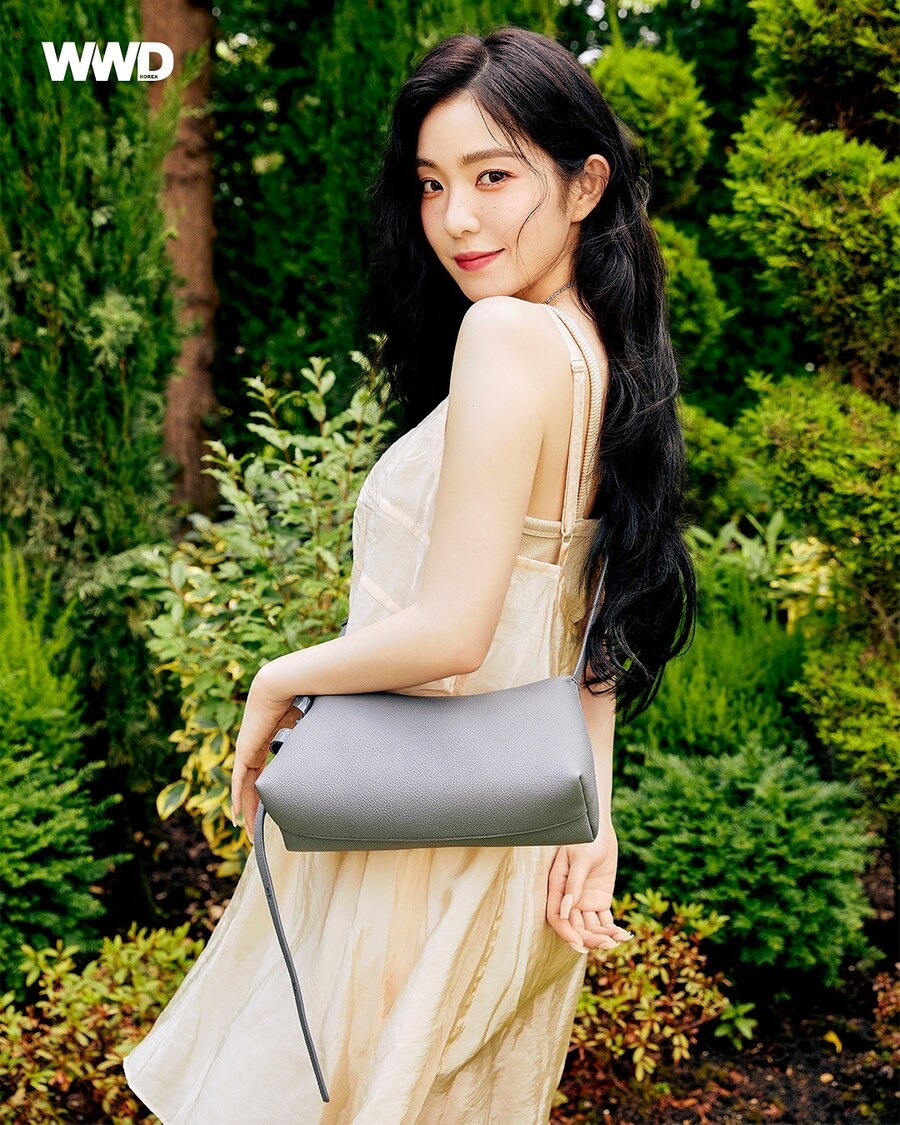 레드벨벳 아이린 wwd 8월호_1.jpg
