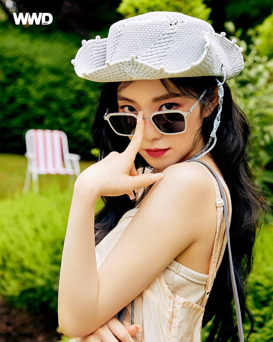 레드벨벳 아이린 wwd 8월호_4.jpg