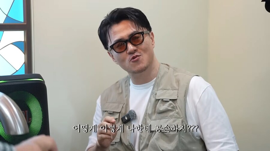 수상할 정도로 래퍼들의 공손한 인사를 받았던 데프콘_12.jpg