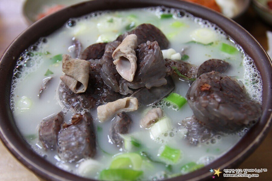 고기순대국 만원 vs 당면순대국 5천원_2.jpg