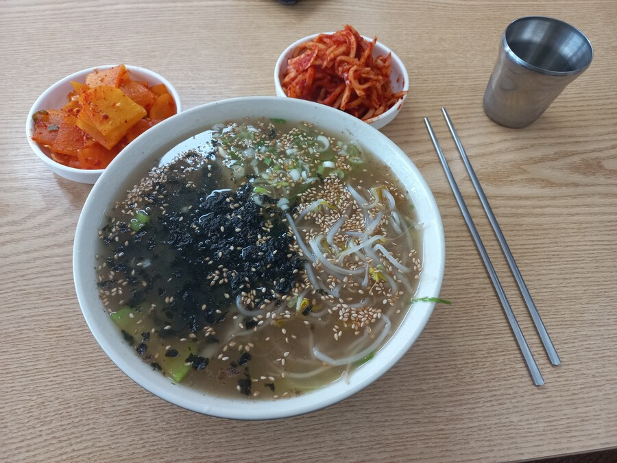 국가가 준 돈으로 먹는 7천원 짜리 차_2.jpg