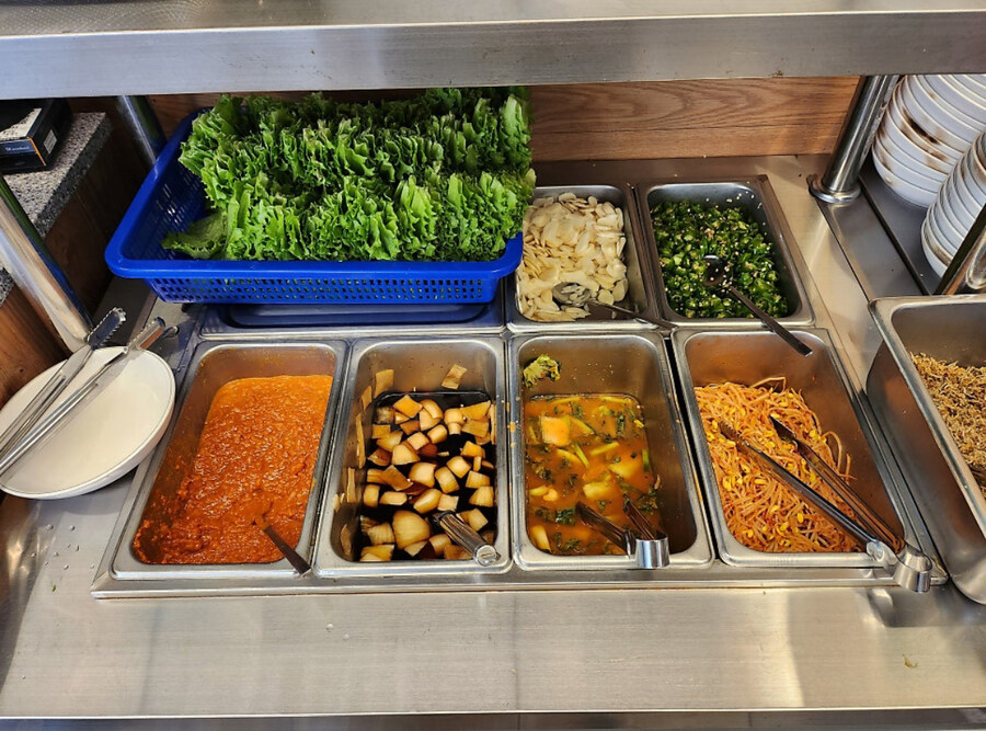 된장찌개만 11,000원에 파는식당_3.jpg