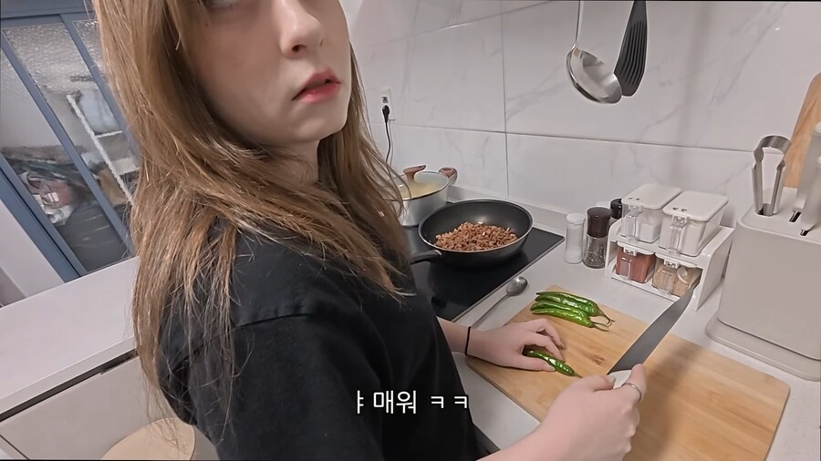 ???:야 누가 파스타에 청양고추를 넣어_5.png