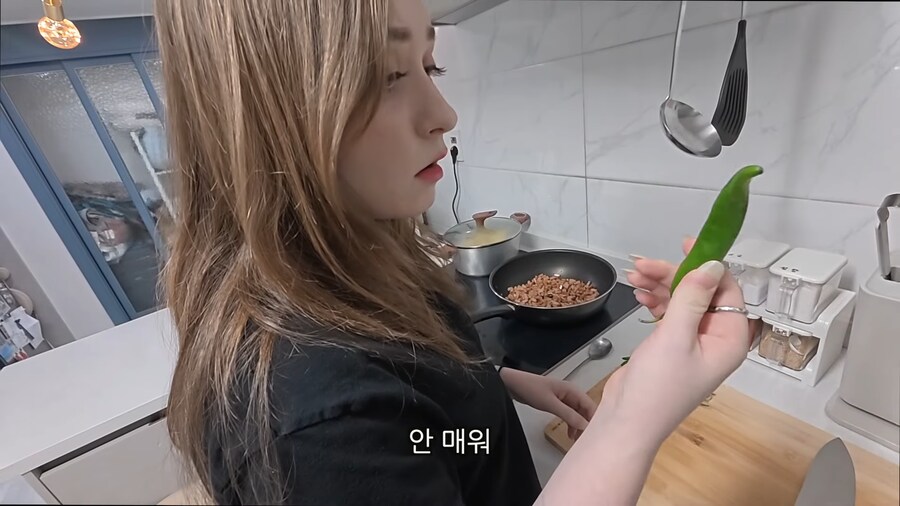 ???:야 누가 파스타에 청양고추를 넣어_12.png