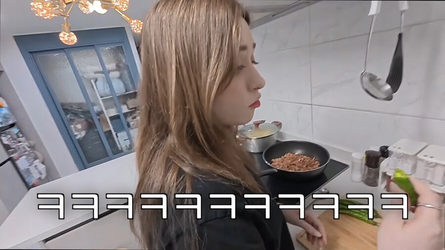 ???:야 누가 파스타에 청양고추를 넣어_13.png