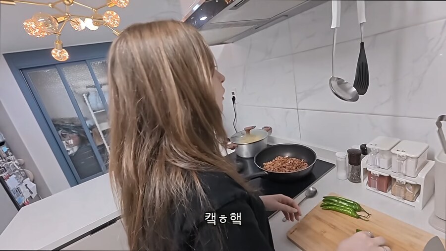 ???:야 누가 파스타에 청양고추를 넣어_15.png