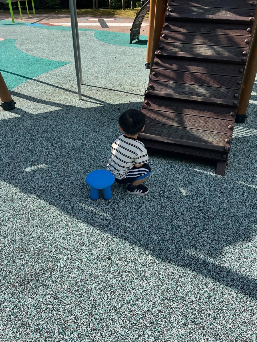 가끔 앉았다고 착각함_4.jpg