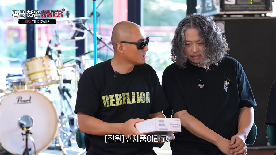 밴드 후배들에게 선물하는 YB밴드 드러머_15.png