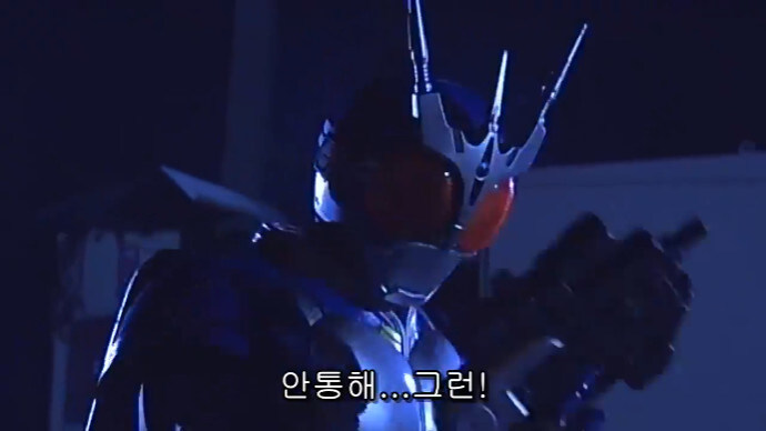 1화부터 극초반 괴인에게 떡발리는 최약체 가면라이더 특_3.jpg