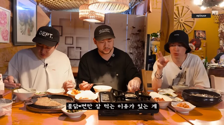 매운거 못먹는 타블로가 불닭볶음면은 먹는 이유_2.png