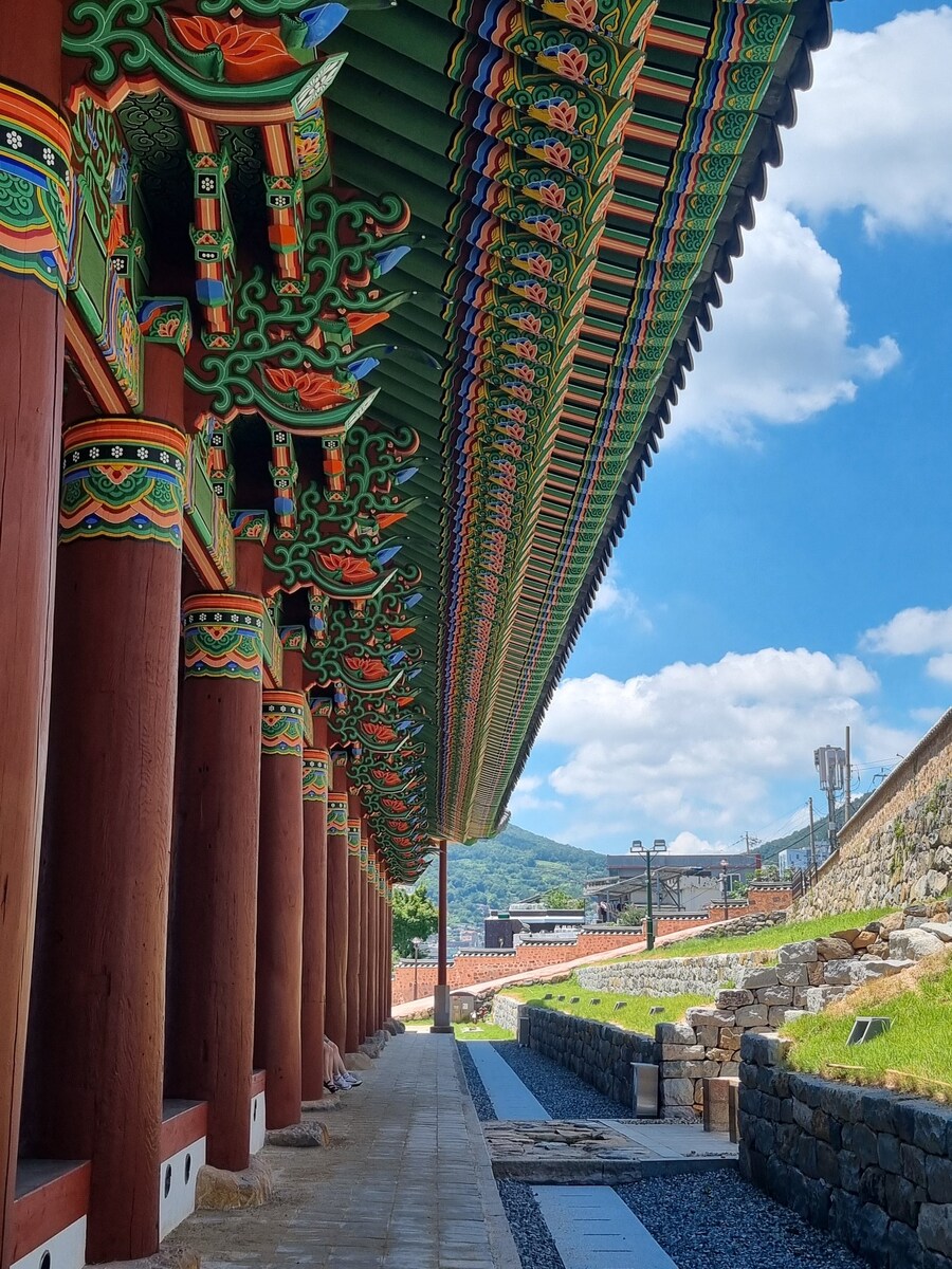 ??? : 요새 풍경이 ㄹㅇ 예쁨 살짝 고온 살균당하는 느낌_7.jpg