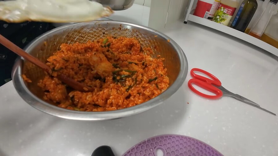 집에서 만들어 먹는 양푼 비빔밥 특징.jpg_19.png