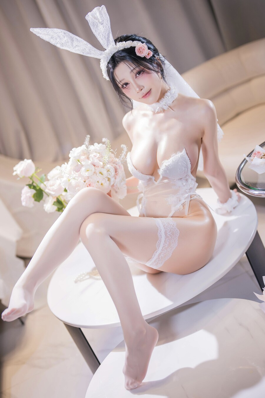 호불호 갈리는 웨딩 바니걸 코스프레.png_1.jpg