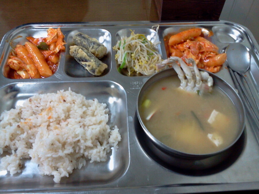 어떤 외국인의 연출 없는 한국 교직원 식당 밥_12.jpg