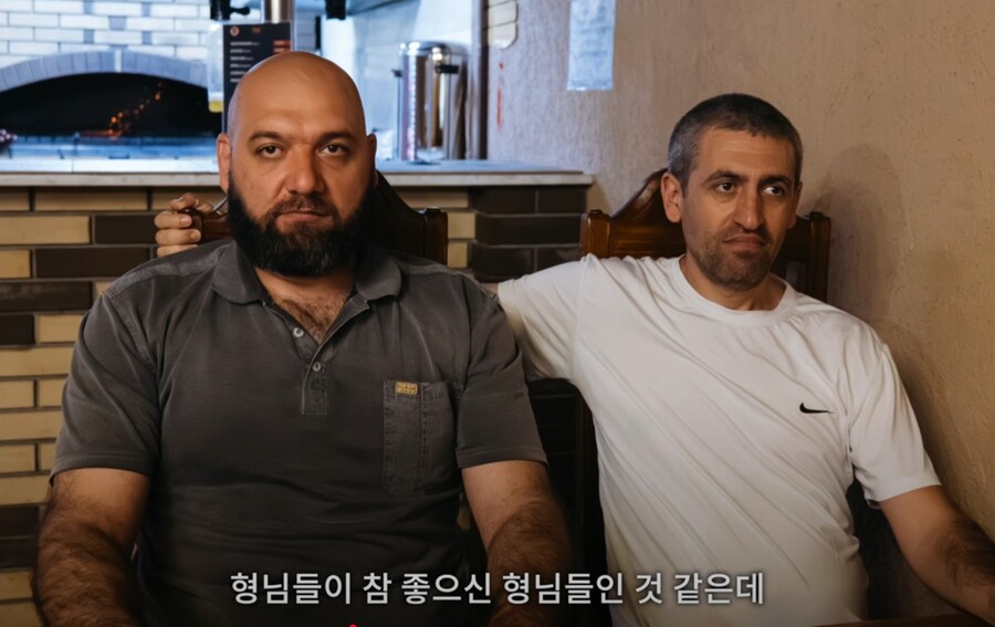 유튜버 가 러시아 식당가서 찍은 사진_1.jpg