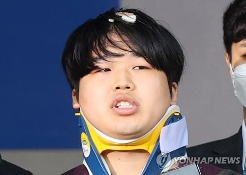 어느 서윗한 디씨인의 정체_2.jpg
