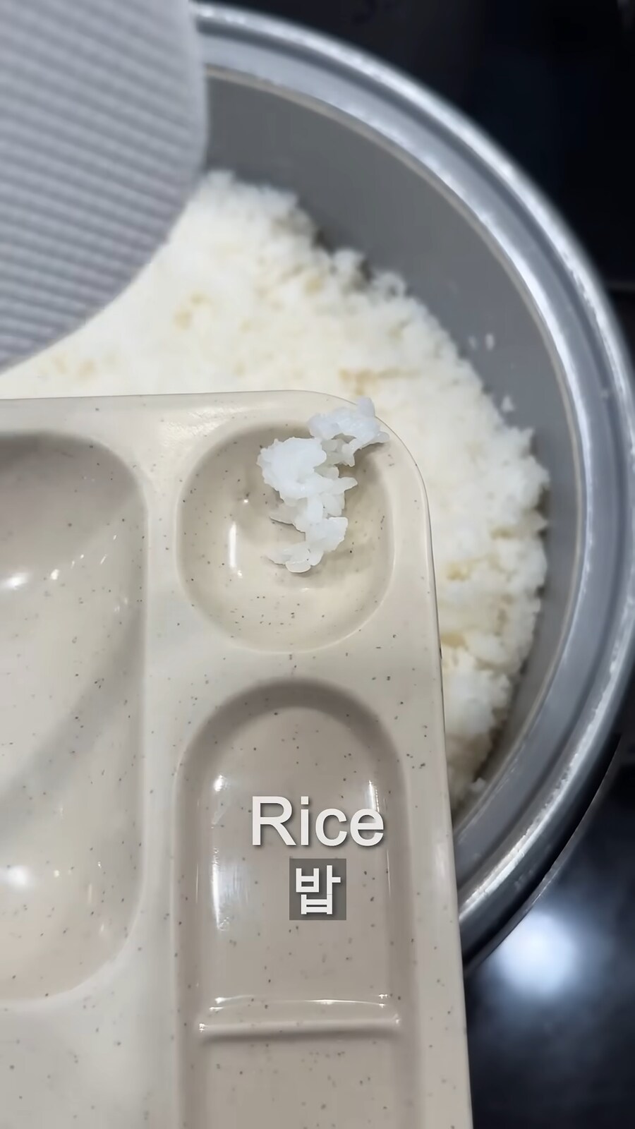 구내식당 유튜브 보는데 3초만에 혈압이 오름_3.png