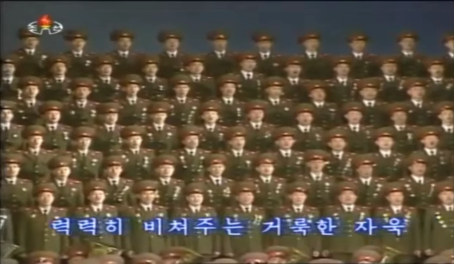 구자욱 응원하는 북한군.jpg_3.webp