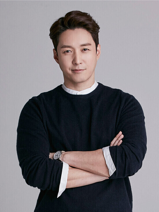 40대 남자가 20대 여자에게 대쉬해도 되고 성공도 가능함_1.jpg
