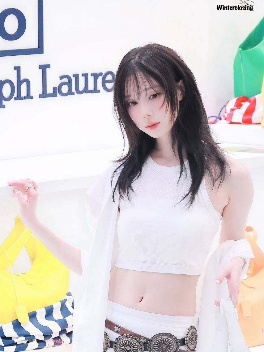정떡이 달리는 틈을타서 슬렌더짤 달린다_9.jpg