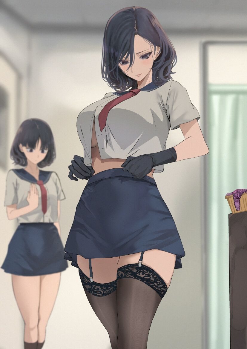 교복을 입어보는 아줌마.jpg_1.jpg