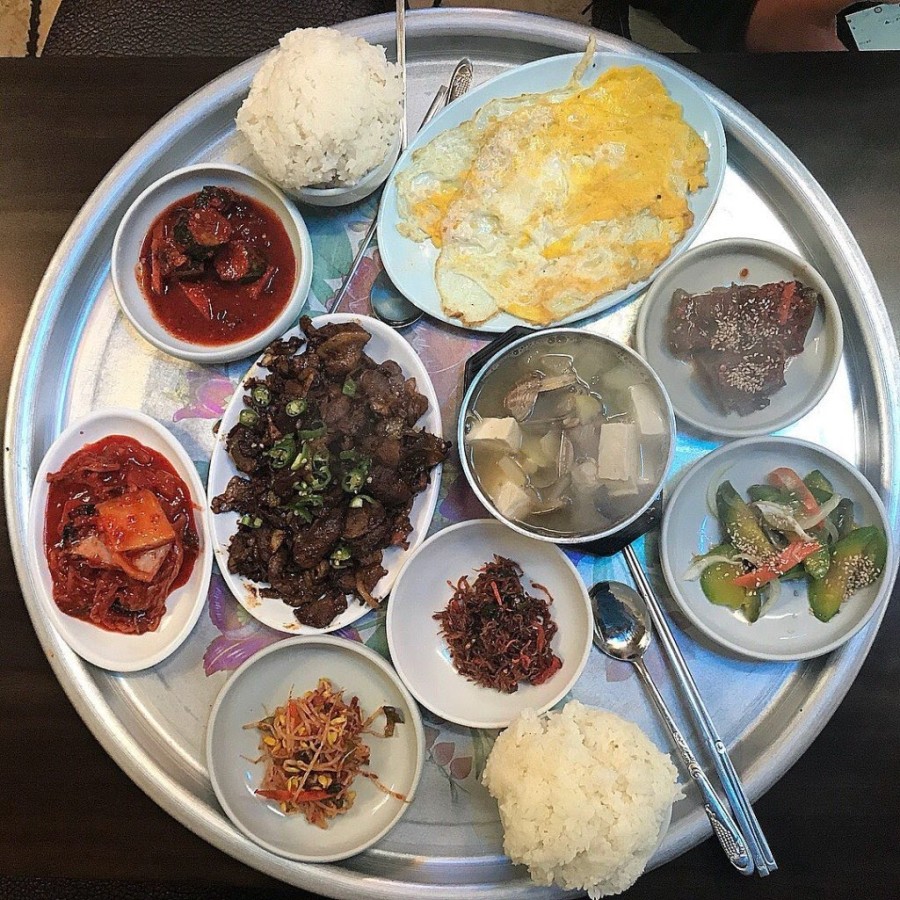 취향 타는 식당밥.jpg_3.jpg