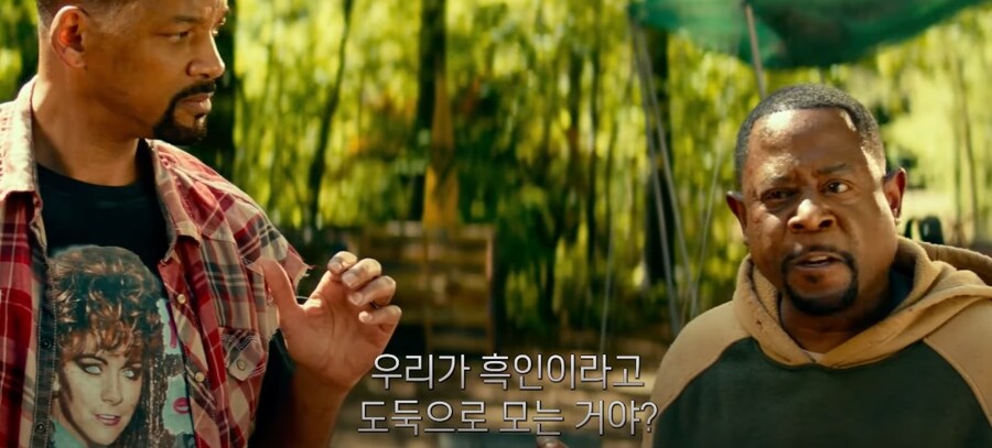 레드넥에게 도둑으로 의심받는 흑인들_2.jpg