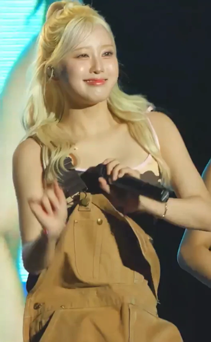 호불호 갈린다는 복근 gif_3.webp