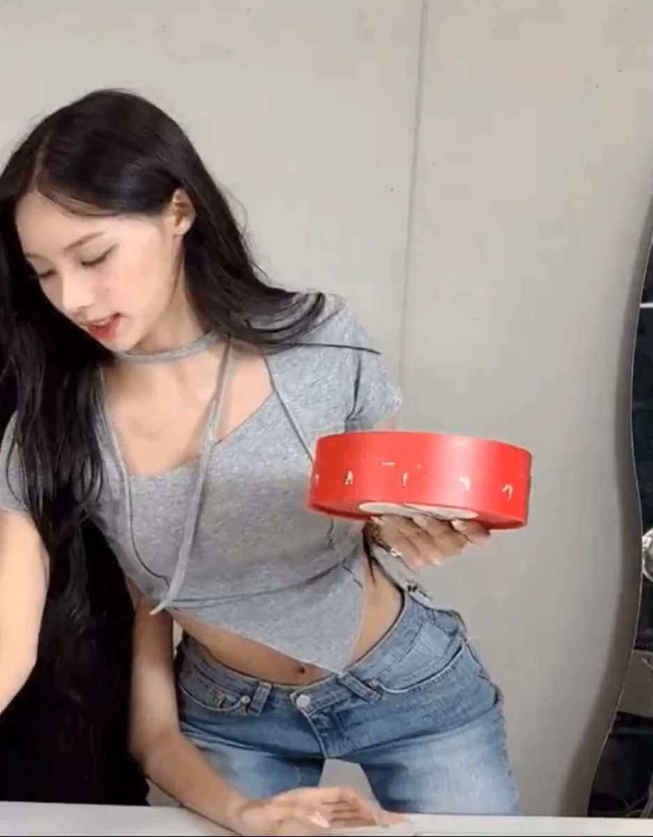 호불호 갈리는 허리 gif_1.webp