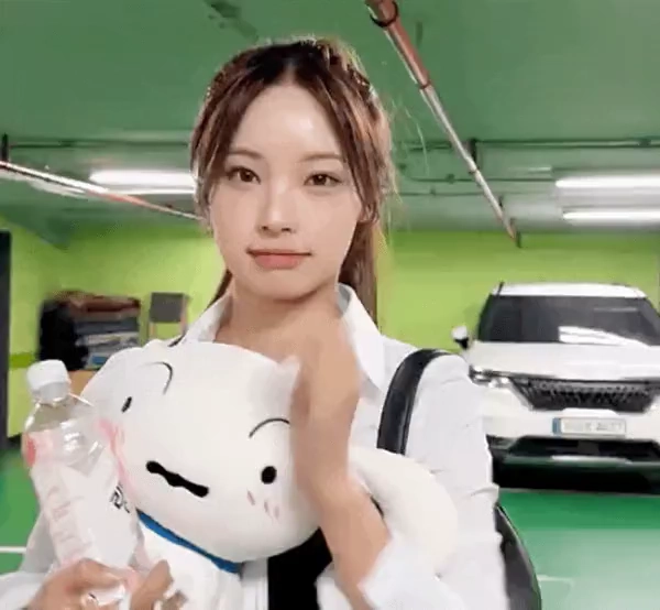 호불호 갈리는 허리 gif_2.webp