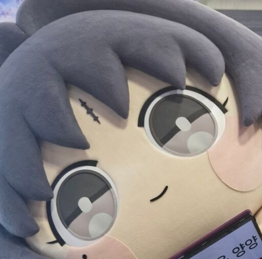 명조) 언니겜 사례로 알아보는 쿠로의 간판캐 대우_16.jpg