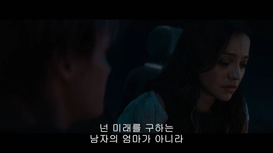 터미네이터 다크페이트 주인공 특.jpg_1.jpg