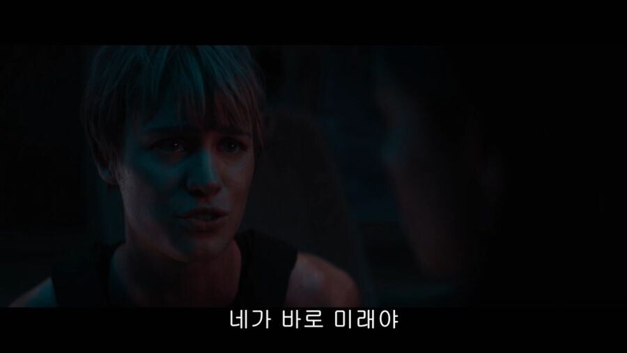 터미네이터 다크페이트 주인공 특.jpg_2.jpg