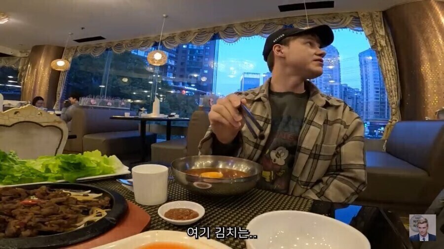 ??? : 손님은 어찌 그리 조선말을 잘하시오?_6.jpg