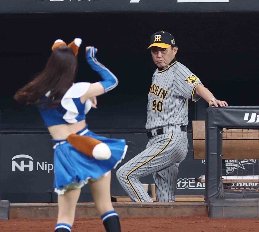 일본의 섹시 대결 .jpg_1.jpg