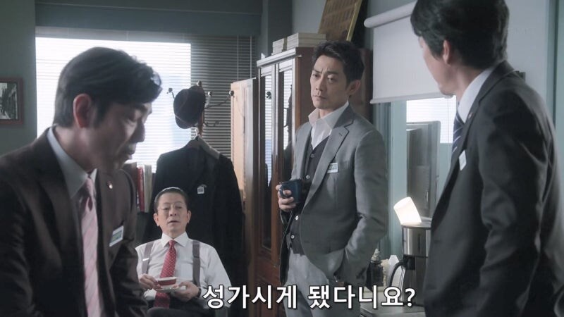 사람을 죽였다는 누명을 쓴것도 억울한데_26.jpg
