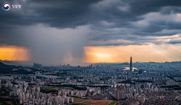 대한민국 일기예보 비 소식이 10mm ~ 100mm인 이유_1.jpg