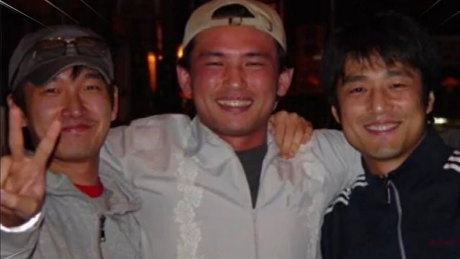 그러고 보니 황정민 일행 술냄새짤 사진 궁금증_2.jpg