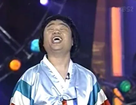 ??? : 옥동자는 잘생겨서 결혼했냐?_4.webp