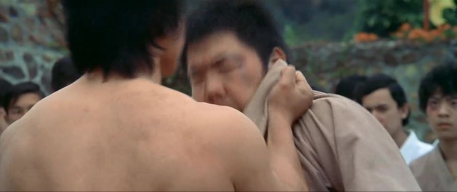 영화속 근육질인 남자_9.jpg