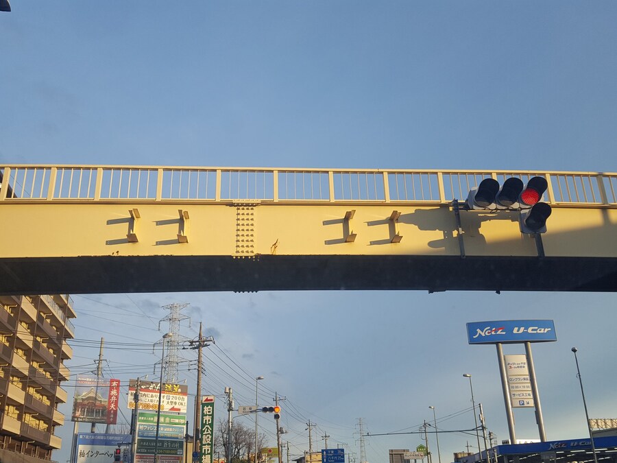 죠죠랑 콜라보한듯한 육교_1.jpg