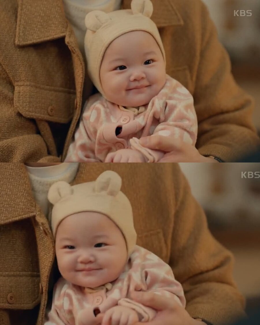 인형 같은 아기 jpg._2.jpg