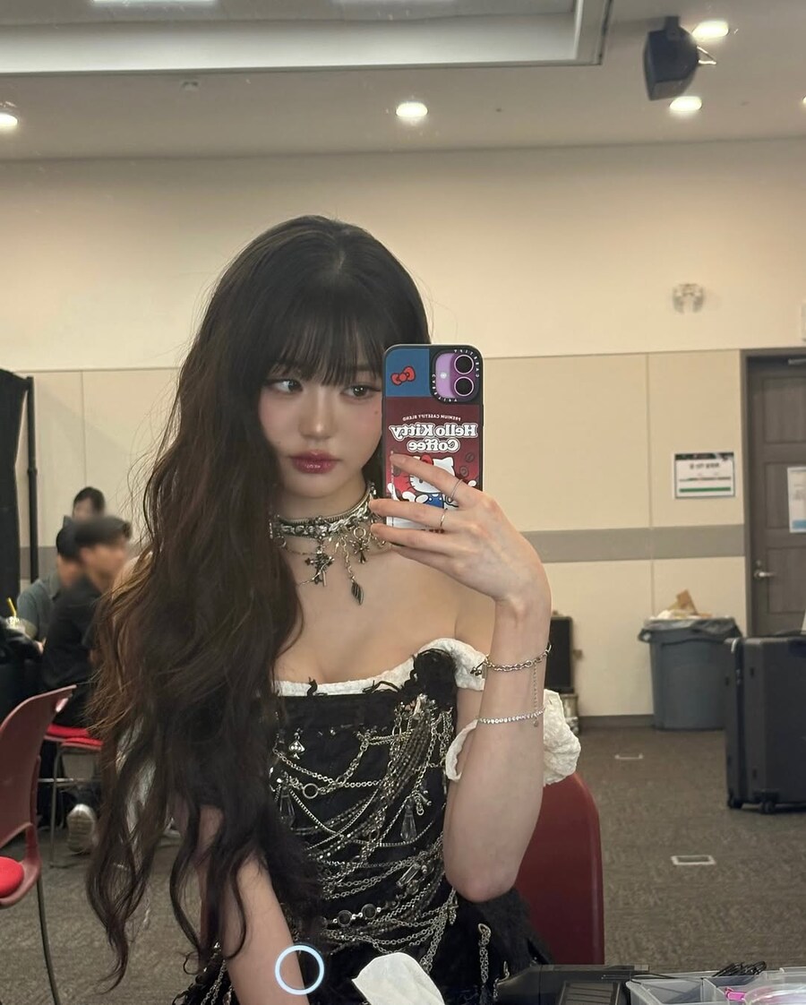 장원영 인스타그램_3.jpg