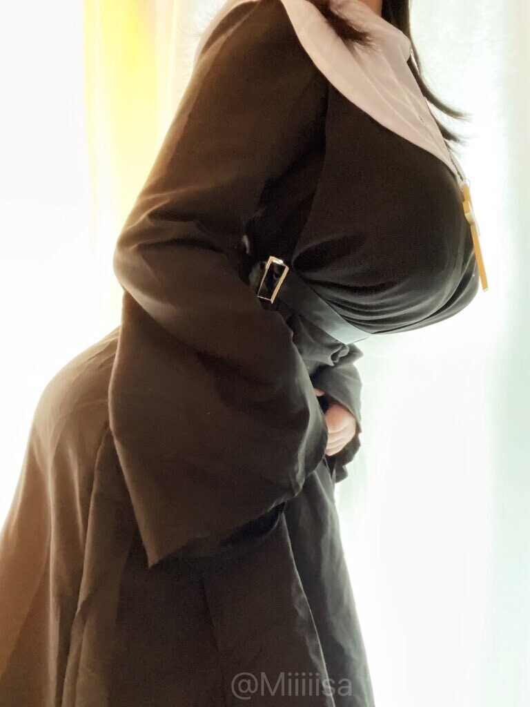 진짜 노출없이 건전한 수녀복_1.png