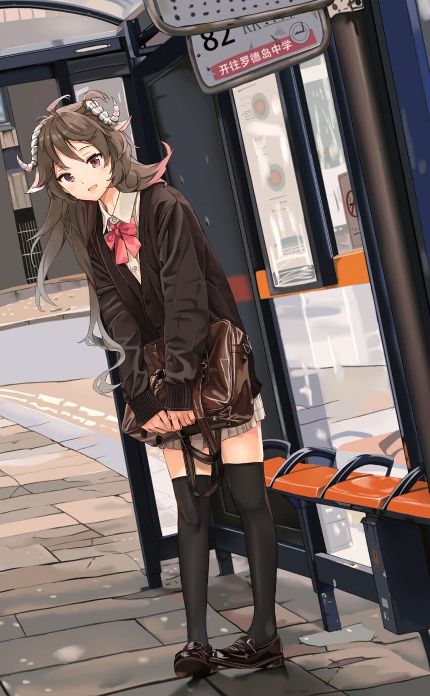 눈 떴는데 짤녀처럼 TS되어있고 버스정류장이면 우짬_1.jpg