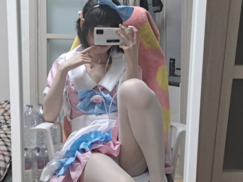 남자라면서 암컷 몸 그리는 보추작가 특_2.jpg