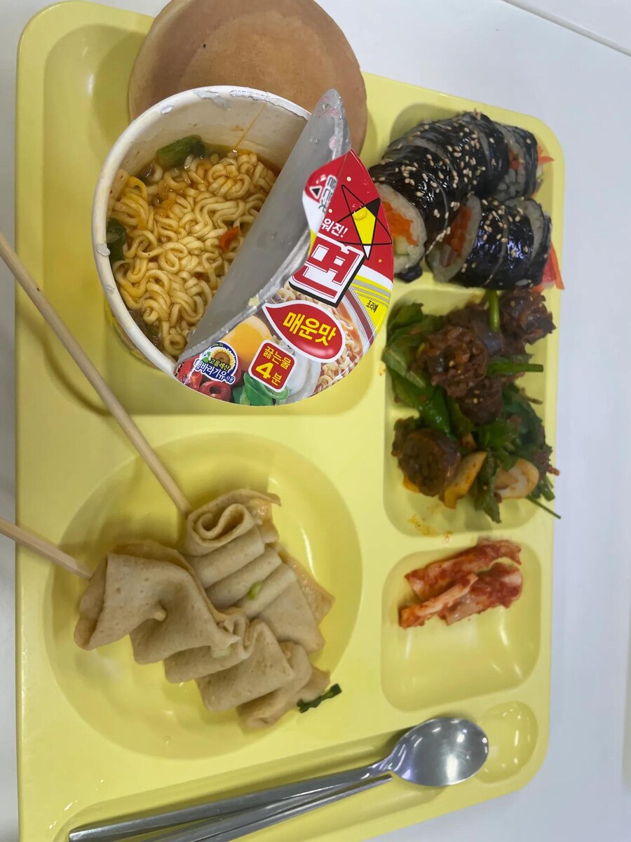 케이팝) 헌트릭스 식단_3.jpg