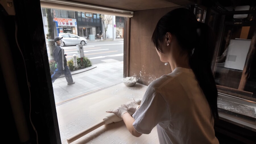 일본의 흔하지 않은 우동가게.jpg_17.png